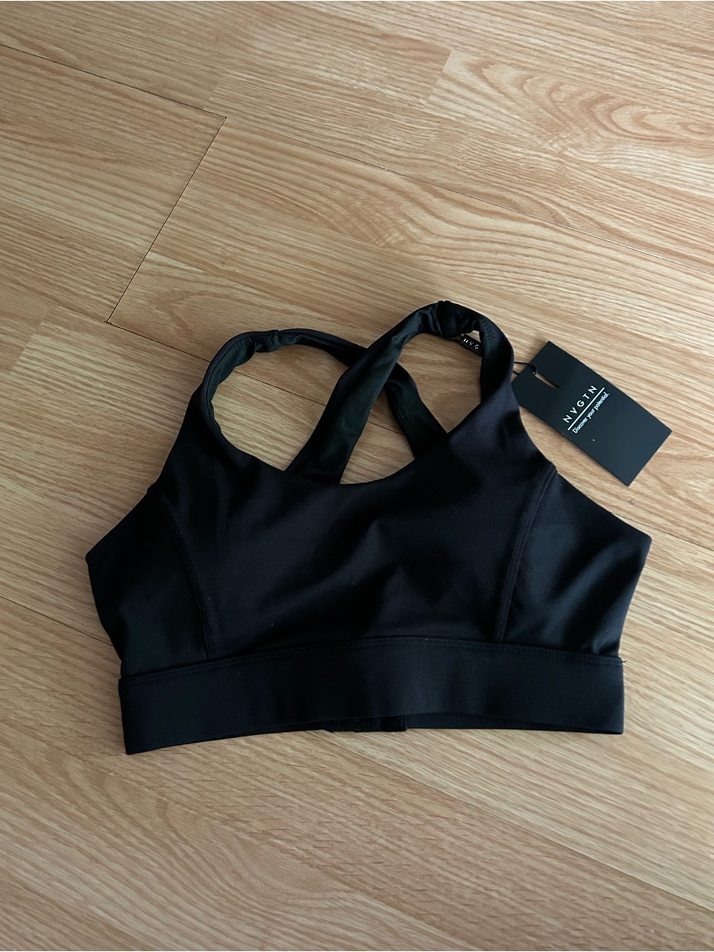 NWT NVGTN Black Criss Cross Sports Bra XS